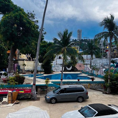Hotel Casa De Huespedes Walton Acapulco Esterno foto