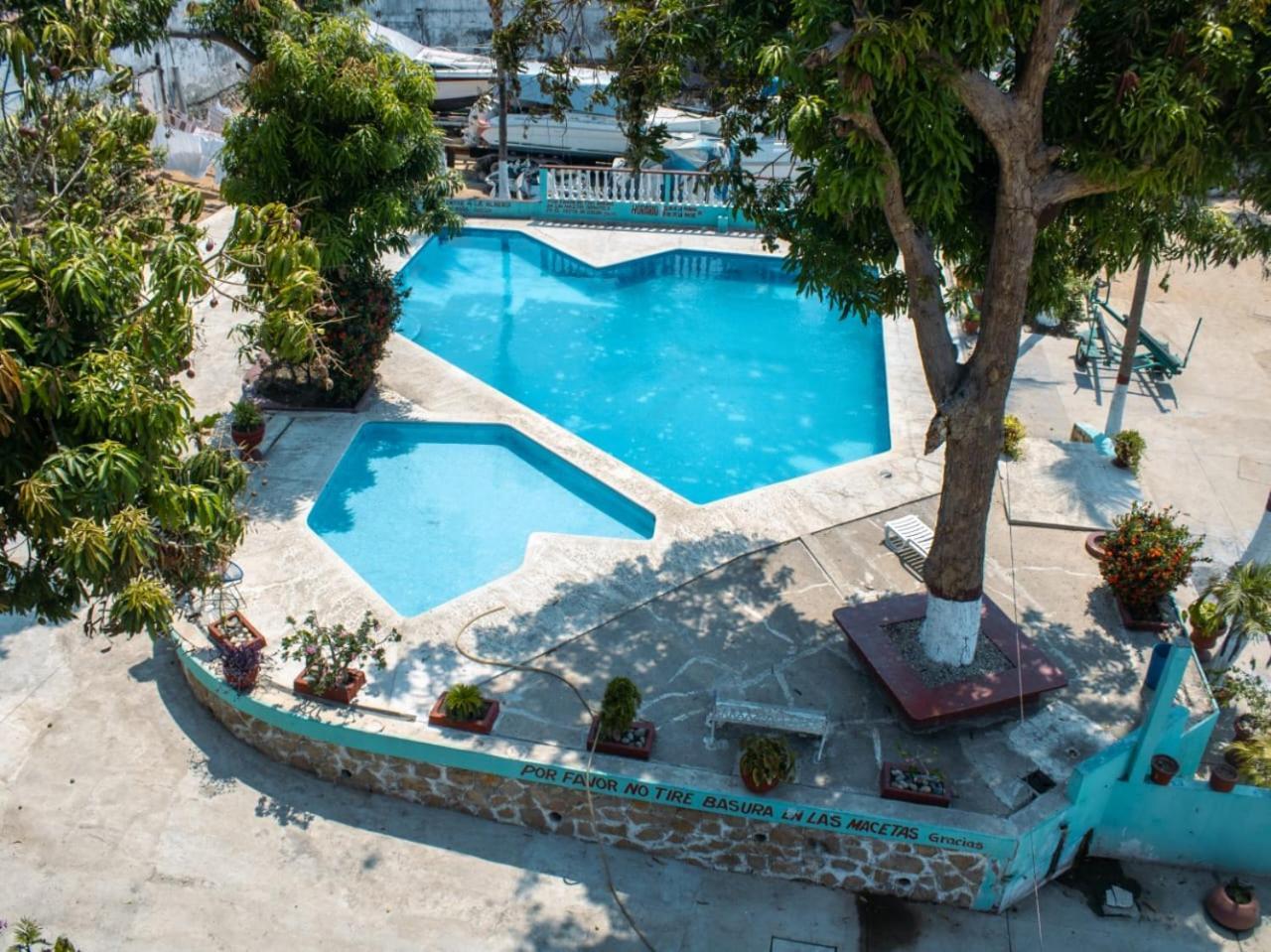 Hotel Casa De Huespedes Walton Acapulco Esterno foto