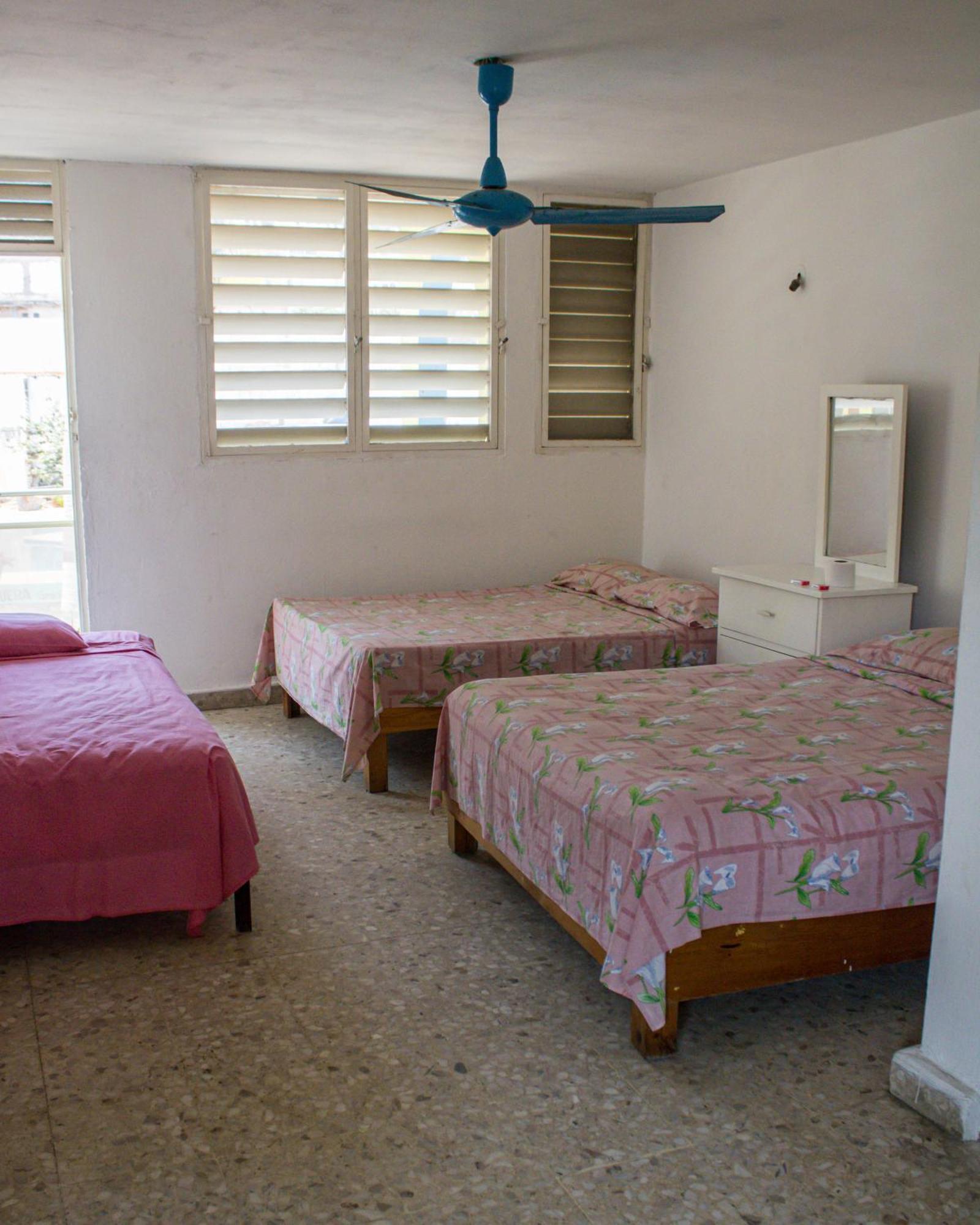 Hotel Casa De Huespedes Walton Acapulco Esterno foto